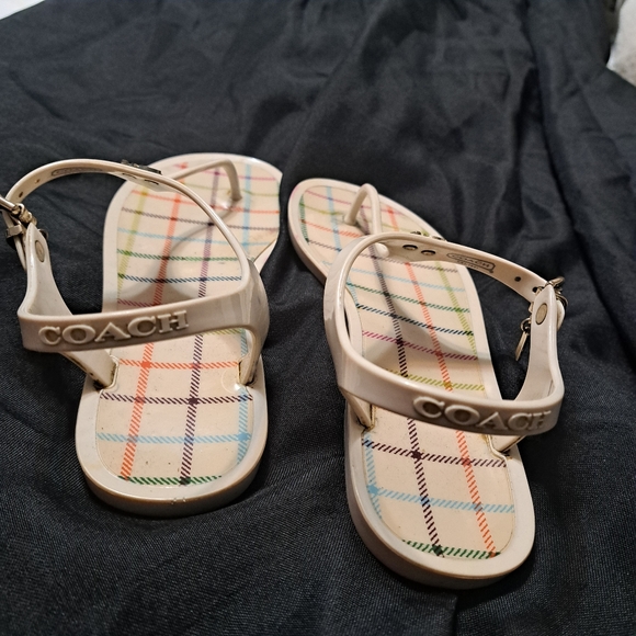 Coach Thong Sandals 9M - Picture 6 of 10